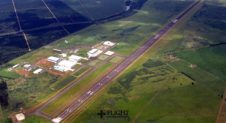 Foto de um Aeródromo Civil, o Aeródromo de Gavião Peixoto, pertencente à EMBRAER. Fonte: 36 mil pés.
